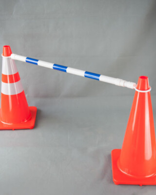 Extenable-Traffic-Cone-Bar-White-Blue-Road-Safety-Reflective-PVC-Barrier